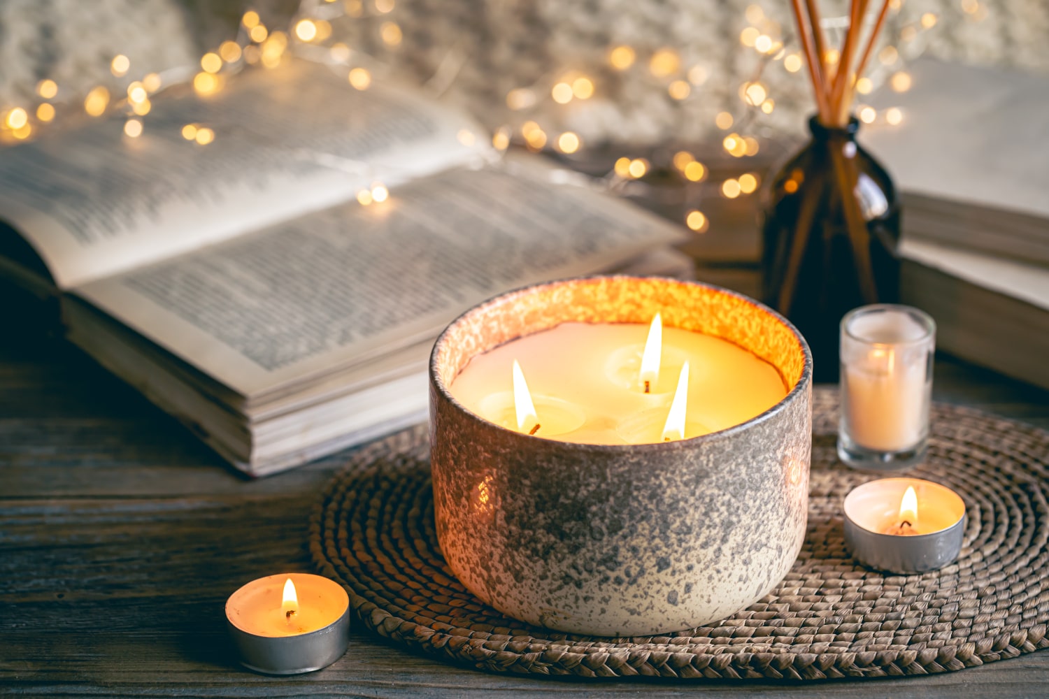 scented candles for mothers birthday-min