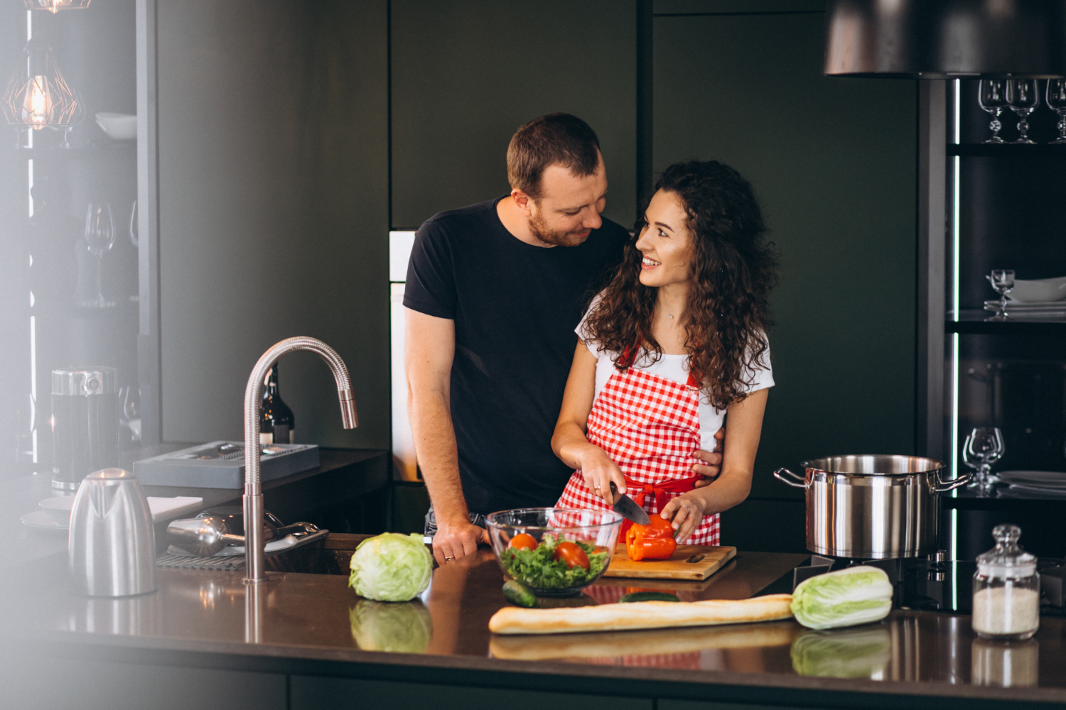 10 Kitchen Tools as the Best Gift for Newly Married Couples