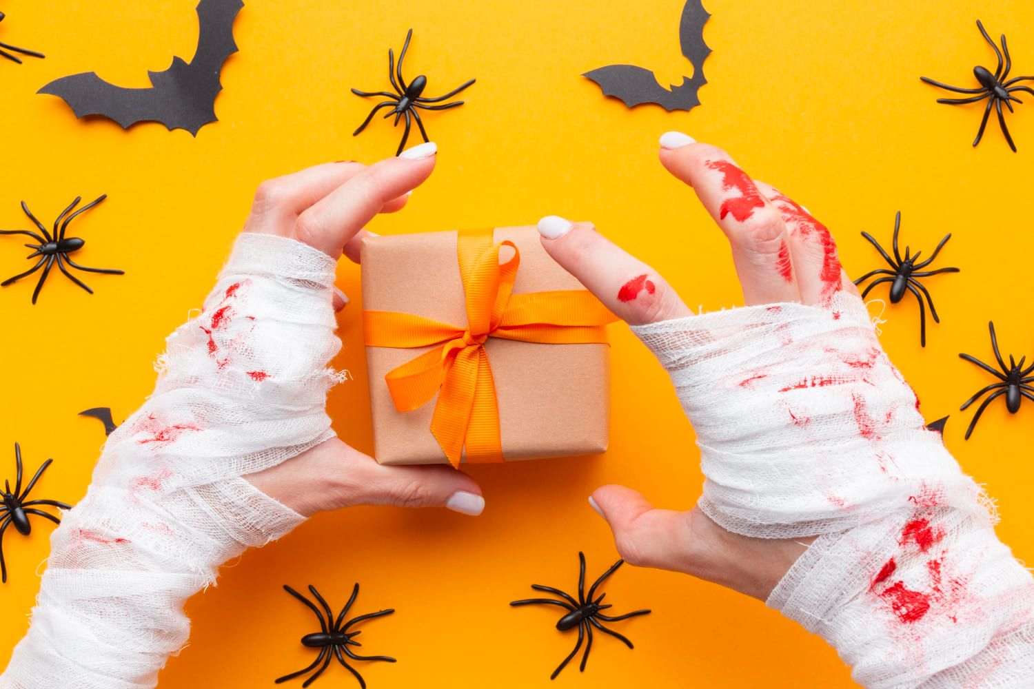 15 Spooky Gifts to Surprise Everyone on This Halloween
